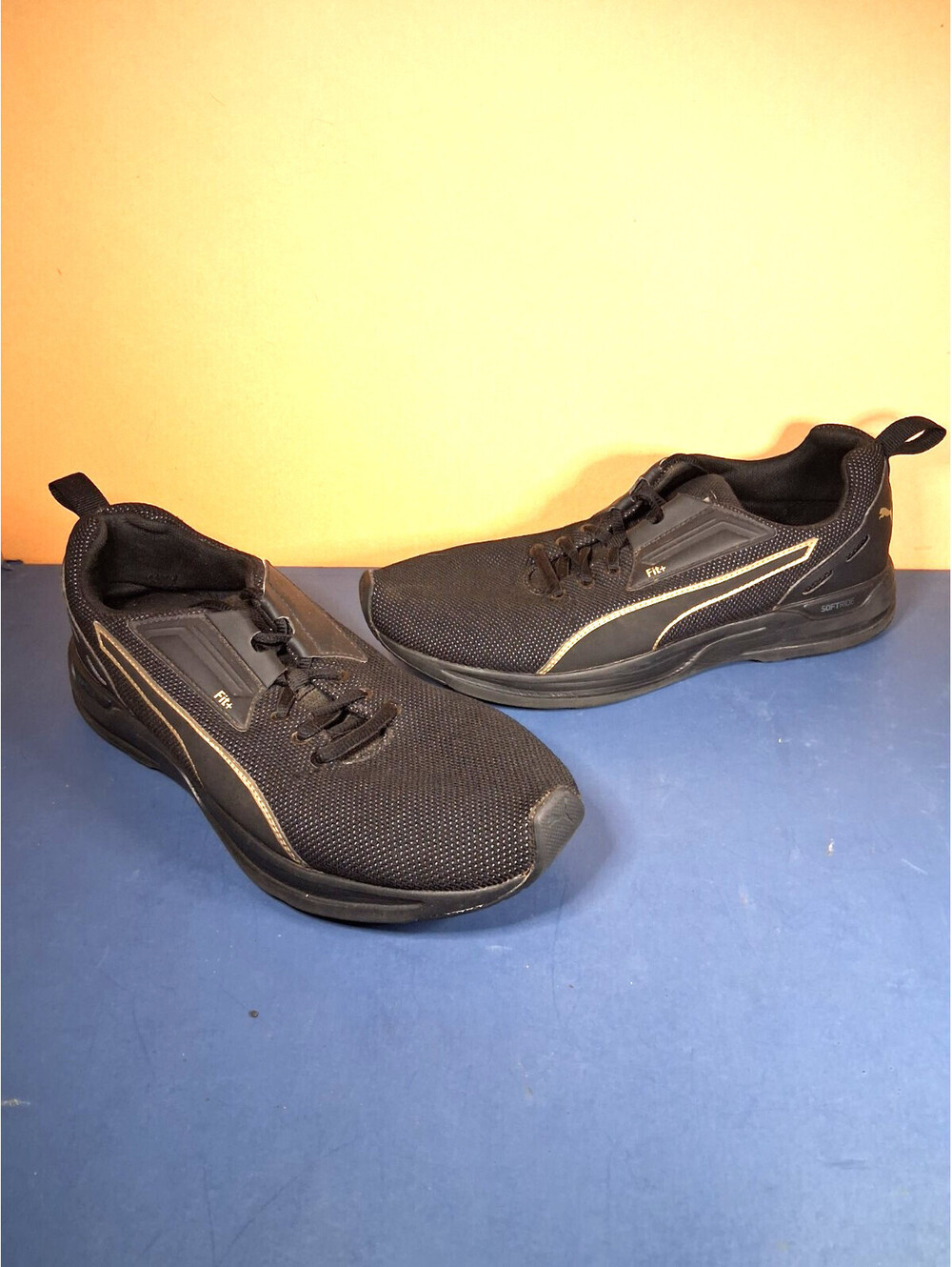 Puma Comet 2 FS Black Team Gold Running Shoes Men's Size 8.5 194273-05 SOFTRIDE